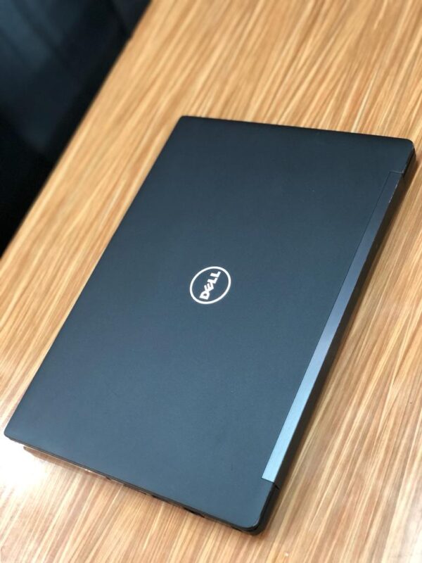 Dell 7480 14 inch i7 8gb RAM 256gb SSD
